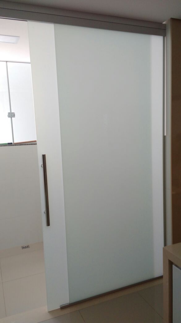 PORTA EM VIDRO BRANCO.jpeg PORTA EM VIDRO BRANCO.jpeg